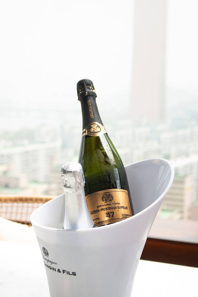 폴당장 뀌베 47 골드 아영FBC 제공