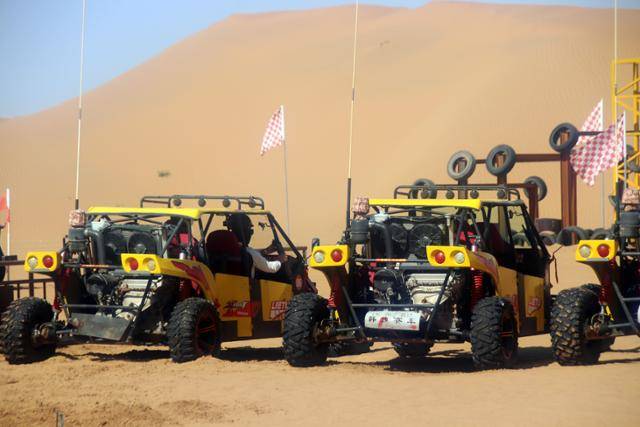 사파두 사막을 즐기는 방법, 지프차. ⓒ최종명