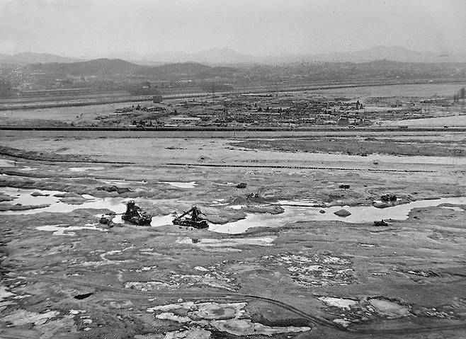 개발이 시작되기 전 잠실 지구. 1974년 [송파구청 제공]