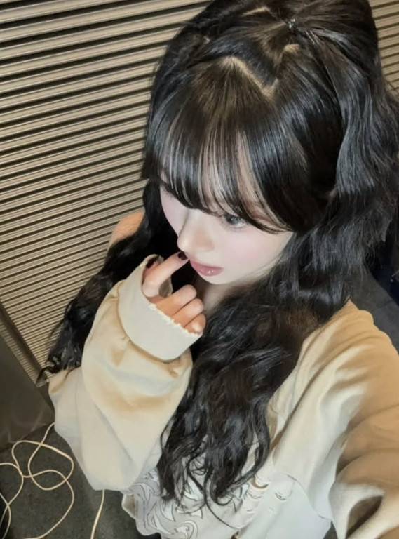 홍은채 소셜 계정 캡처