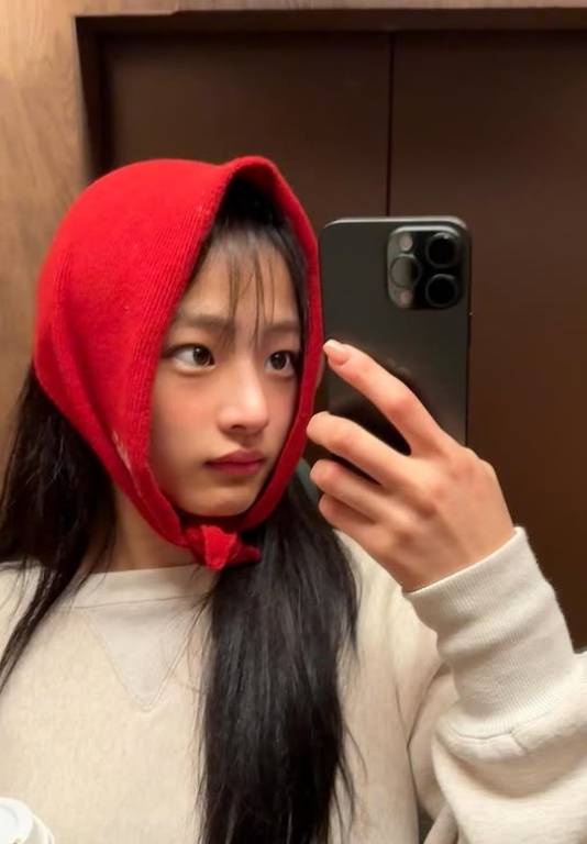 뉴진스 새 계정 jeanzforfree 캡처.