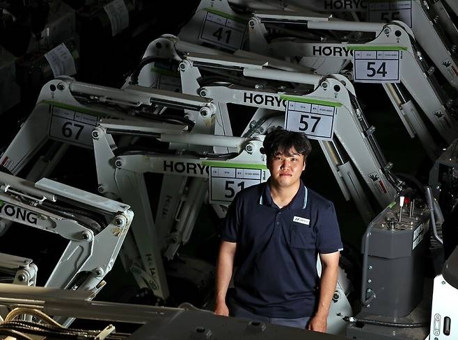 지난 6월4일 전북 김제시 에이치알이앤아이에서 얼굴 마스크를 벗고 촬영한 고 강태완씨. 이정용 선임기자 lee312@hani.co.kr