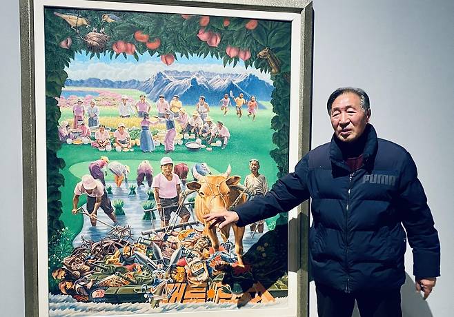 작품 '모내기' 설명하는 신학철 작가 [연합뉴스 자료사진]