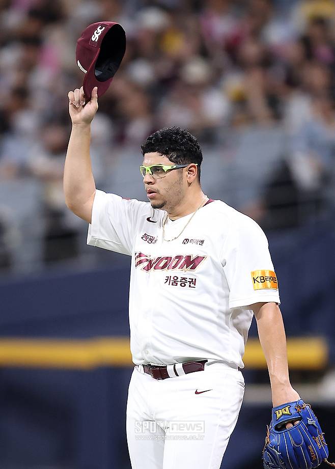 ▲ 삼성이 올해 키움에서 뛰었던 외국인투수 아리엘 후라도를 영입했다. 후라도는 올 시즌 30경기에 등판해 190⅓이닝을 던져 10승 8패 평균자책점 3.36을 기록했다. ⓒ곽혜미 기자