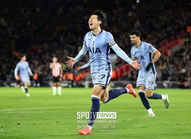 ▲ 손흥민은 이로써 프리미어리그 역대 최다 득점 공동 18위에 해당하는 기록이다. 동시에 도움 2개를 추가하며 프리미어리그 통산 68호 도움을 기록, 대런 앤더튼을 제치고 토트넘 구단 역대 최다 도움 기록을 경신했다.&nbsp;