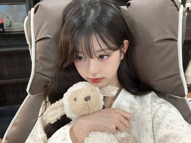 IMG_8809.jpeg 장원영 셀카 ㄷㄷ