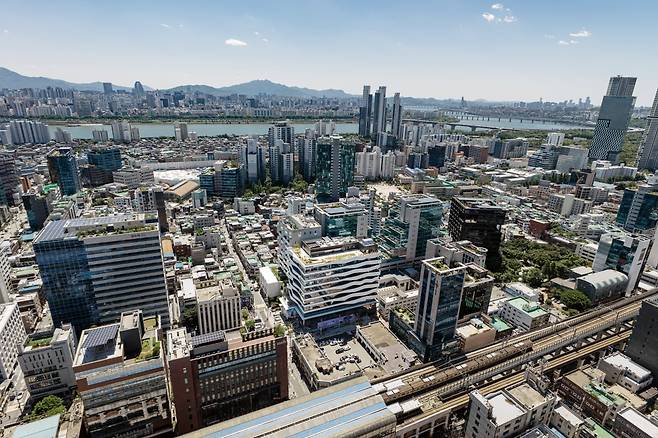 팩토리얼 성수 등 오피스빌딩이 밀집한 북성수 전경./이지스자산운용