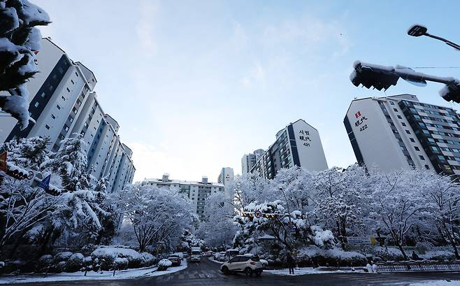 지난 11월 27일 오후 경기도 성남시 분당구 시범단지 현대아파트 모습. /연합뉴스