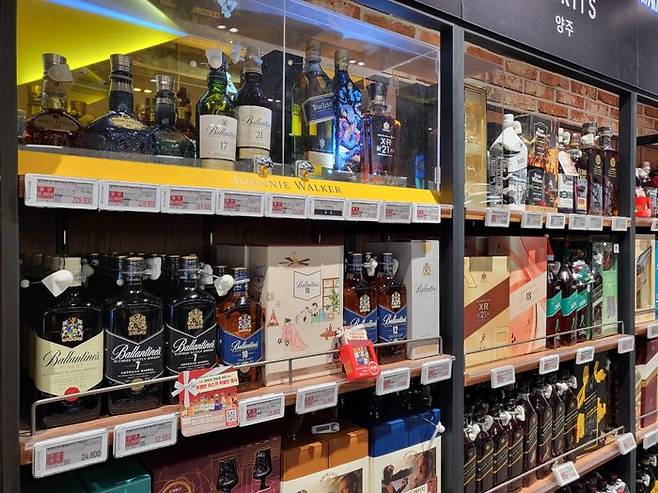 서울 성동구의 한 대형매장 내 주류 판매점.ⓒ데일리안 허찬영 기자