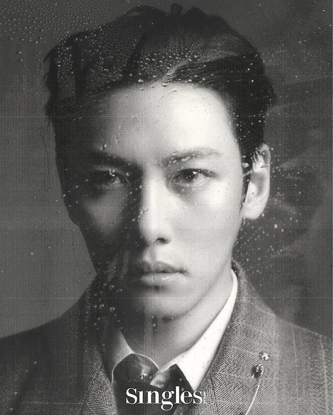 지창욱. 사진ㅣ싱글즈