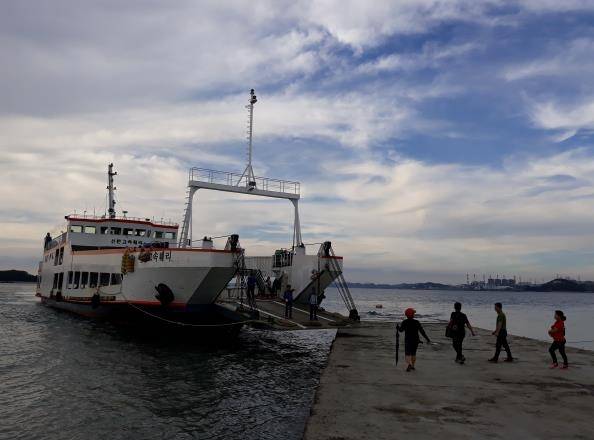 여객선 / 사진 = 보령시