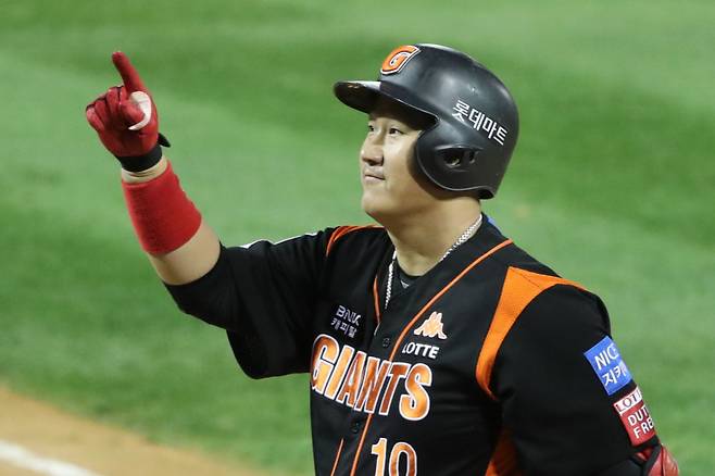 KBO리그 롯데 자이언츠 시절의 이대호. /사진=뉴스1