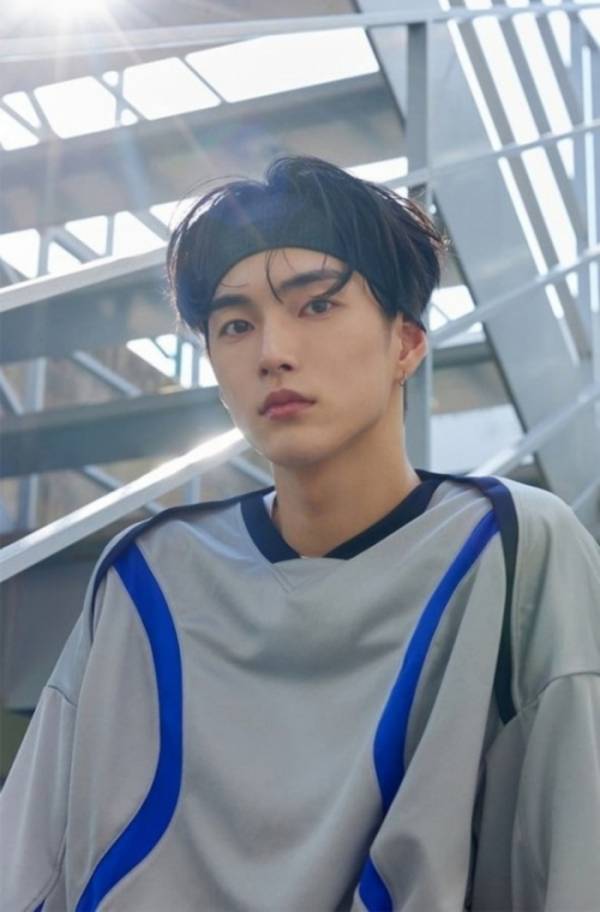 라이즈 출신 승한. SM엔터테인먼트