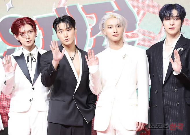 '2024 SBS 가요대전' 레드카펫 행사에 참석한 그룹 에이티즈. 24.12.25. ⓒ이혜영 기자 lhy@hankooki.com