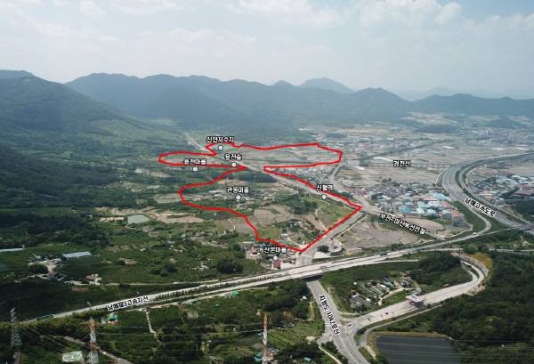 부전~마산간 신월역 일대로 김해도예촌과 역세권인 상업업지역이 들어설 예정도. 김해시 제공