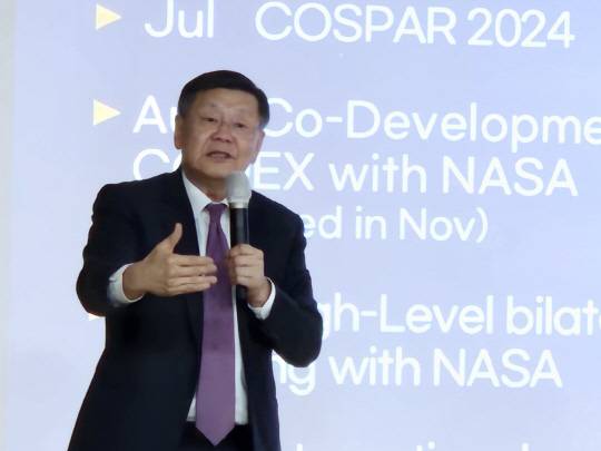 존 리 우주항공청 우주항공임무본부장이 지난 22일 대전에서 열린 '제52회 전출협 정책포럼'에서 주제강연을 하고 있다.