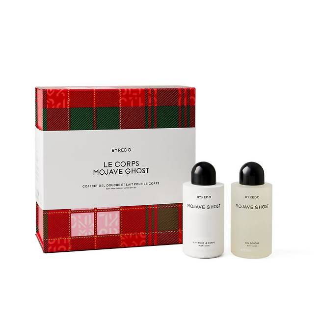 바이레도 홀리데이 르 코 바디 세트: 발다프리크, 블랑쉬 등 대표 향 바디 워시와 로션 하나씩을 타탄 체크 박스에 담은 선물 세트. 각 225mL 총 2개 세트 16만3천원.