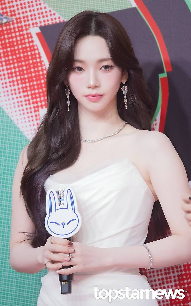 SBS 가요대전 같은날 찍은 장카설유.jpg