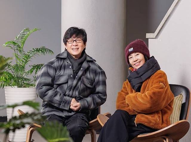 가수 전영록과 민해경이 7080 가요팬들의 진한 추억을 소환한다. 새해 둘째주 금요일인 1월 10일 오후 7시 30분 서울 마포아트센터 아트홀맥에서 듀엣 콘서트 '어떤가요'를 갖는다. /마포문화재단