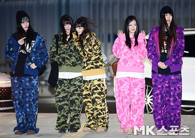 그룹 뉴진스가 소속사 어도어와 전속계약 해지를 통보한 가운데, 어도어가 뉴진스 관련 악성댓글 및 비방 등에 대해 법적 대응을 알렸다.  / 사진 = 김영구 기자