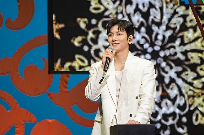 배우 지창욱이 지난 25일 도쿄 가든 시어터에서 진행된 팬미팅을 성공적으로 마무리 했다. [스프링 컴퍼니]