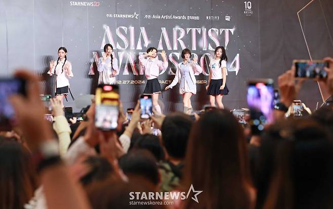 2024 AAA 레드카펫 '언제나 밝은 뉴진스'[★포토]