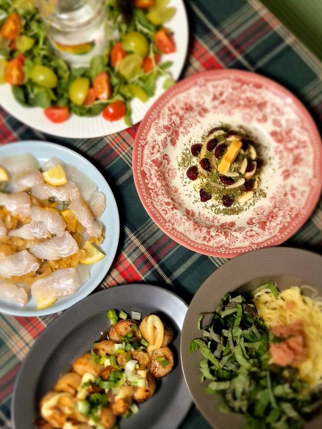 20241214_181013.jpg 미리메리크리스마스홈파티였던것