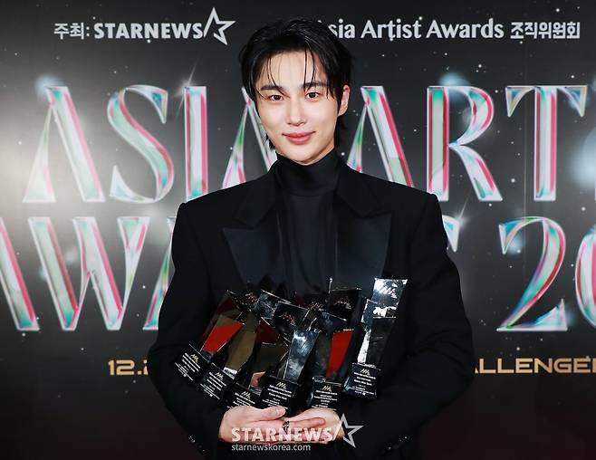 변우석, 2024 AAA 대상 포함 6관왕[★포토]