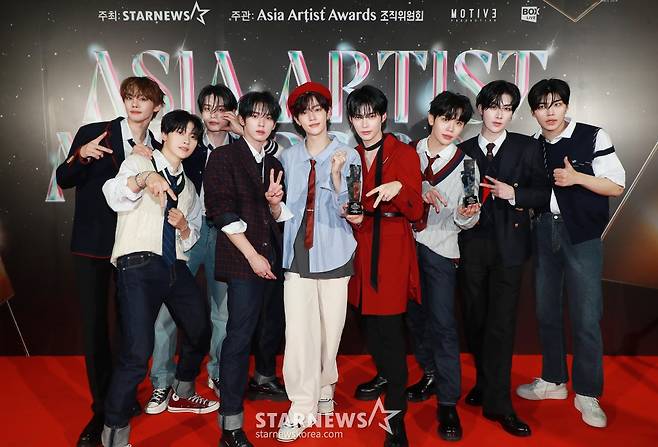 제로베이스원, 2024 AAA 2관왕![★포토]