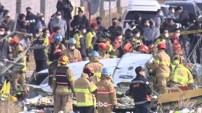 ▲ 무안국제공항 제주항공 여객기 추락 사고 현장&nbsp;