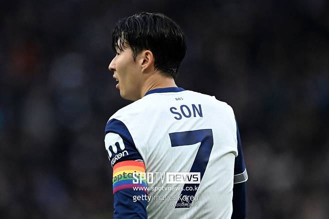 ▲ 내년 1월이면 생길 보스만룰이 손흥민에게 큰 권리를 주기 때문이다. 계약 만료를 6개월 앞둔 시점부터 타 클럽과 자유롭게 이야기 가능하다.