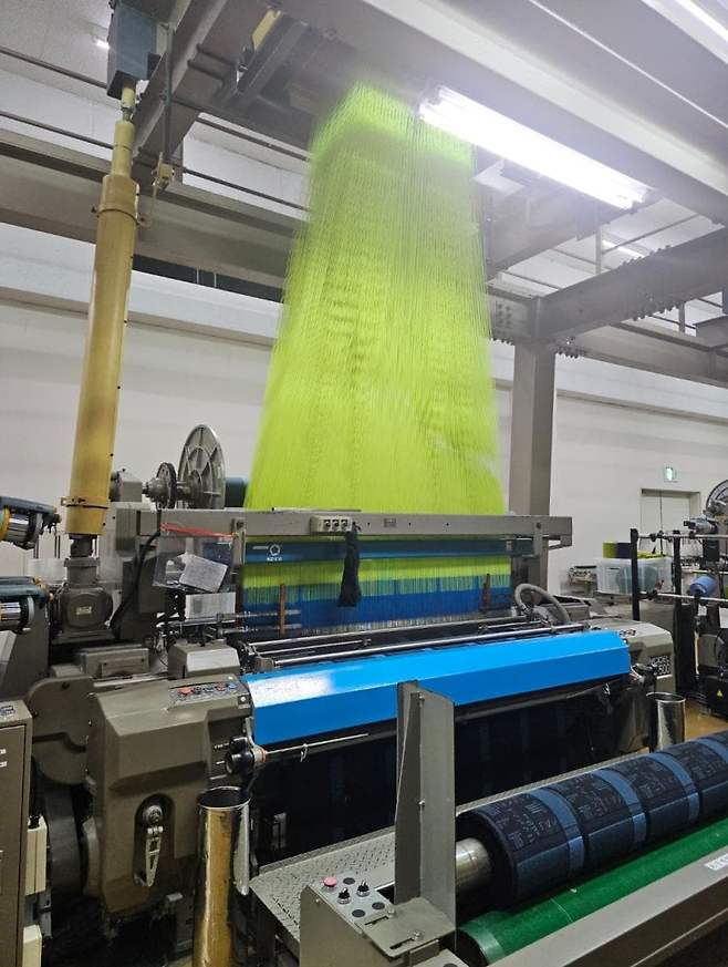 1ebec223e0dc2bae61abe9e74683706cbc08c4bc228afb7264a9758ce8a0a10a8f9d0a85b30537cdbfdcaf4645c5698ec969fe