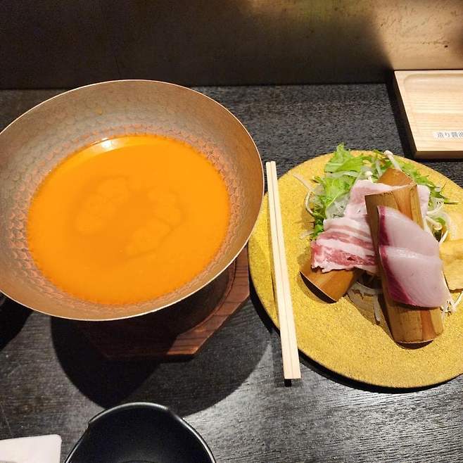 7fed8272b48268f751ee87e0478377732465d28e5d3d5c54b32c0a462637e592