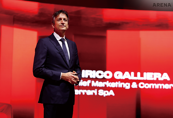 페라리 마케팅 및 커머셜 총책임자 엔리코 갈리에라의 모습.