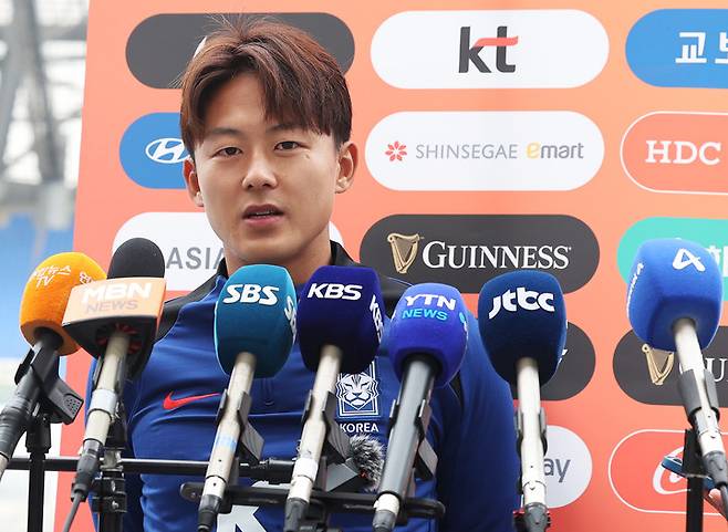 전북 이승우가 국가대표팀 소집 당시 인터뷰를 진행한다