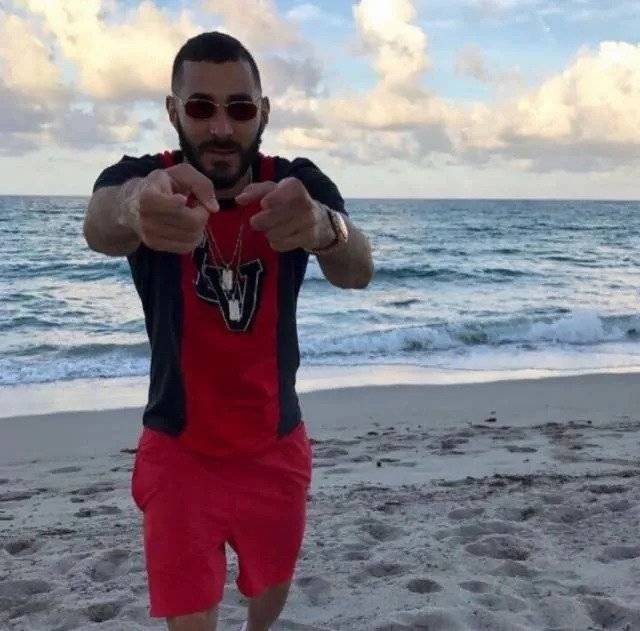 솔직히 2025년에 잘될 사람 이새끼임 ㅋㅋㅋㅋ