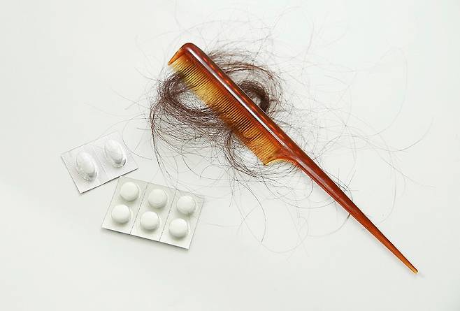 피나스테리드 성분 탈모약은 태아 기형을 초래할 수 있는데, 피부로도 흡수될 수 있기 때문에 각별한 주의가 필요하다. (사진은 기사와 직접적 관련 없음)/사진=클립아트코리아