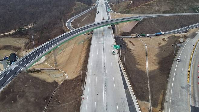 &nbsp; 개통되는 경주 국도대체우회도로 6.5km 구간(선도동 효현~현곡면 상구)&nbsp; ⓒ경주시