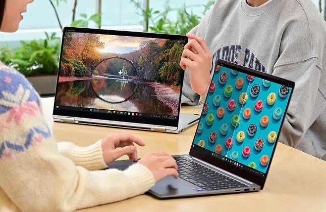 삼성전자 갤럭시 북5 프로.  삼성전자