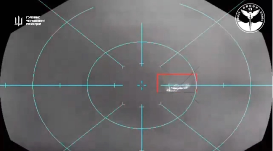 우크라이나군 해상 드론이 러시아군 헬리콥터를 조준하는 모습 (사진=우크라이나 군사 정보국 (Defence intelligence of Ukraine·DIU 엑스 갈무리)