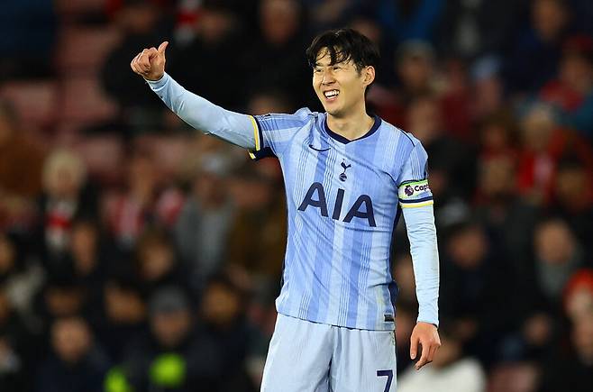 ▲ 손흥민에게 관심 보이는 구단은 겨울 이적 시장이 열리면서 계속 늘고 있다. 하지만, 토트넘 홋스퍼는 조용하다. ⓒ연합뉴스/REUTERS/AFP