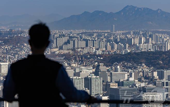 서울 남산에서 바라본 아파트 단지들. 2024.11.25/뉴스1 ⓒ News1 이재명 기자