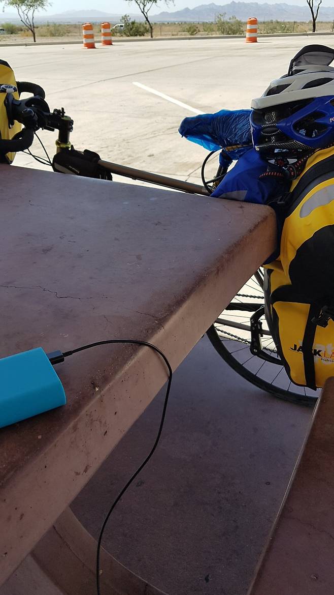 20170423_152120.jpg 여행 3일 만에 죽을 수도 있었다 .. 73일 미국 횡단 자전거 여행_7편 미국 횡단 자전거 여행_7편 [여행 최대 위기 그리고 은인들]