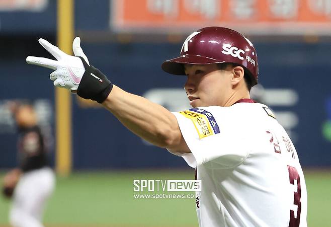 ▲ 김혜성은 멀티 포지션 소화 능력과 수비, 주루에서 높은 평가를 받고 있다 ⓒ 곽혜미 기자