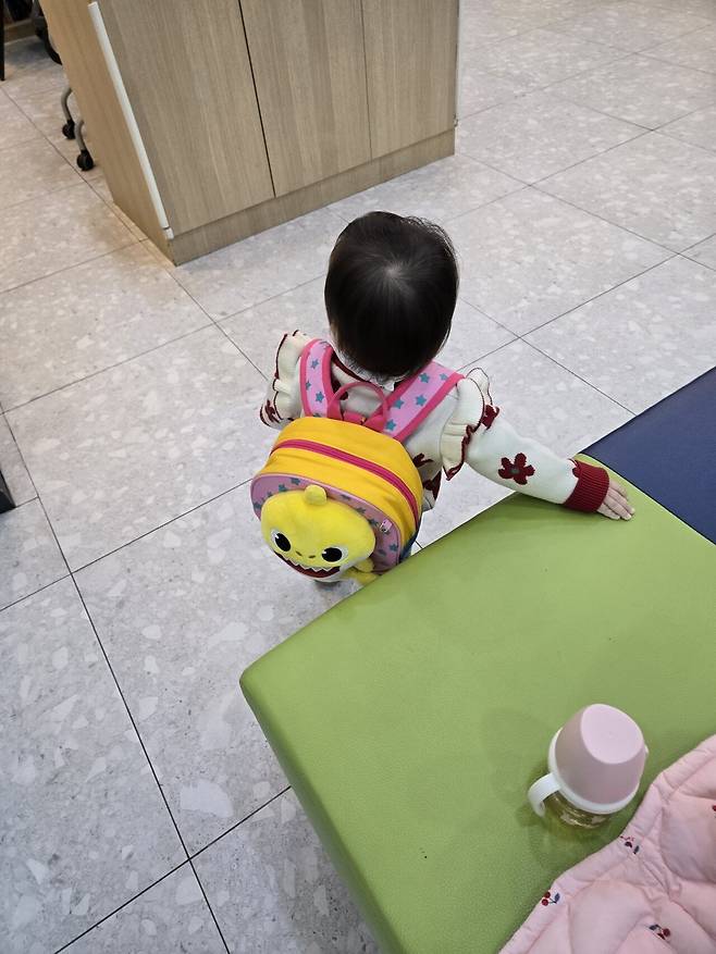 포텐간 아기뒤태 보고 올리는 15개월 우리딸 뒤태