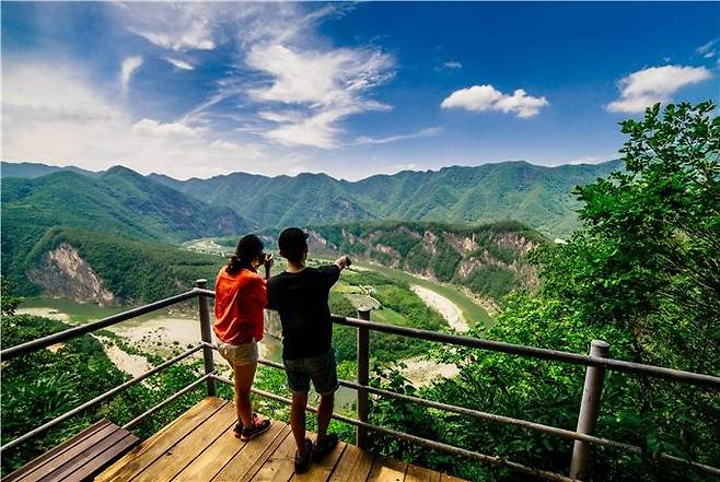 강원도 평창군 칠족령 트래킹 / 사진 = 환경부