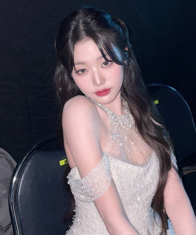 사진출처=장원영SNS