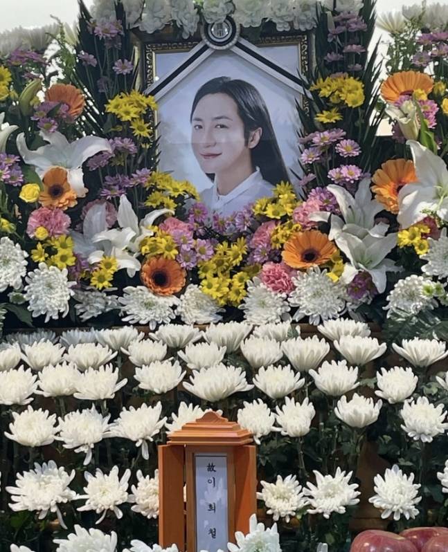 故 이희철. 사진| 이희철 SNS