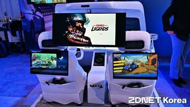 뒷좌석에서 구동되는 게임은 모두 가상화 환경에서 실행된다. (사진=지디넷코리아)