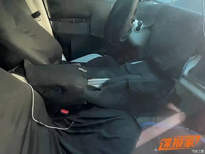 사진 : 볼보 XC50 테스트카 (출처=오토스파이넷)